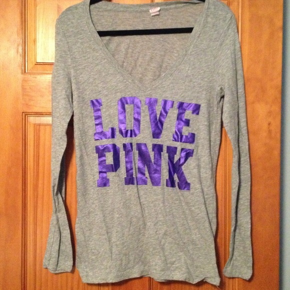 🚫🚫🚫bundled🚫🚫🚫Victoria Secret long sleeve tee