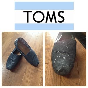 Bundle of Black  toms & betsey Johnson scarf