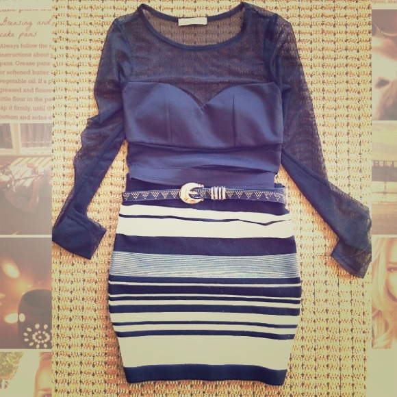 🌟Elasticated black and white strips skirt🌟
