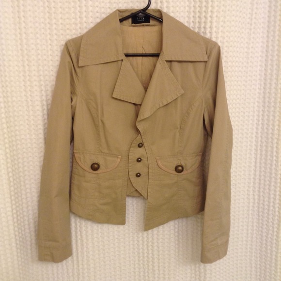 SOLD Tan Jacket/Blazer