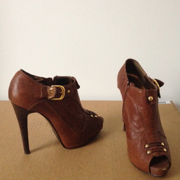 Brown leather peep toe heels w/buckles