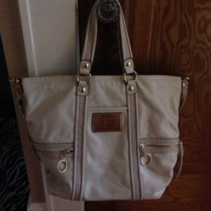 Cream coach poppy bag