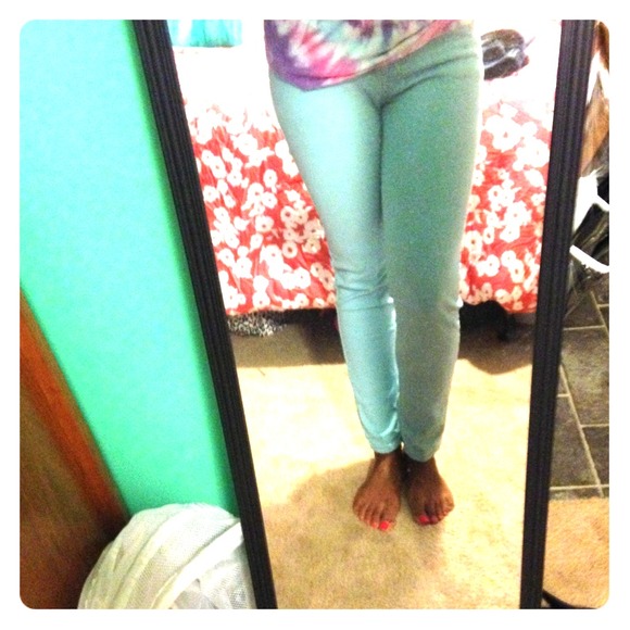 💙 Colored Skinny jeans