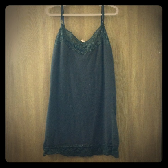 Chocolate brown cami with lace accents - Picture 1 of 3