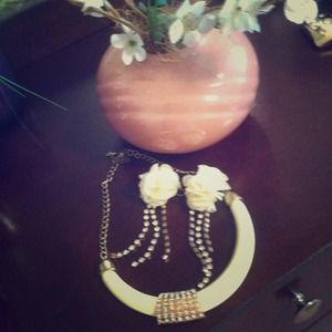 Just adorable 2-piece set!!!