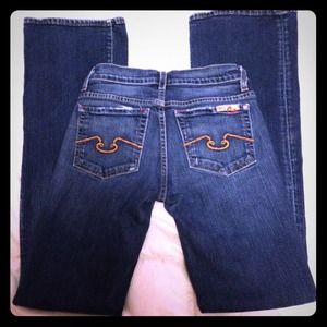 🔴SALE🔴 blue faded jeans - slimming & sexy