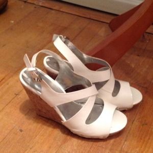 Whte sandals