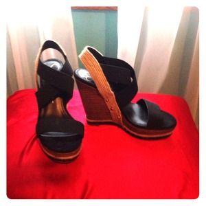 Jessica Simpson wedges