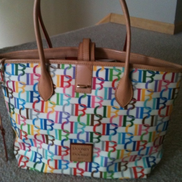 Dooney & Bourke Handbag