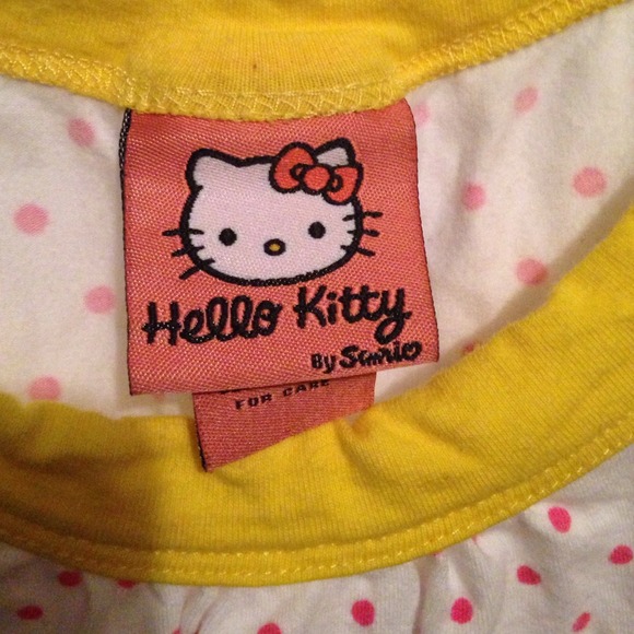 Hello Kitty Night Top (NWOT) - Picture 3 of 4