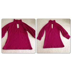 Dark red open front turtleneck Top S