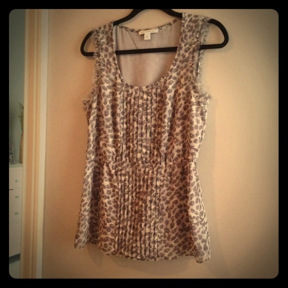 reduced! 🔻🔻🔻Banana Republic Top