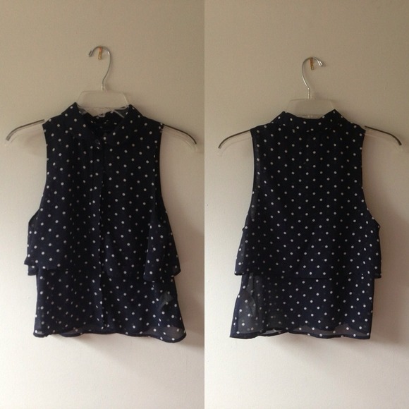 FOREVER 21 POLKA DOT SHIRT