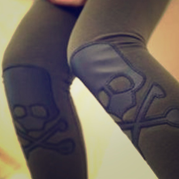Skull knee leggings - Picture 1 of 3