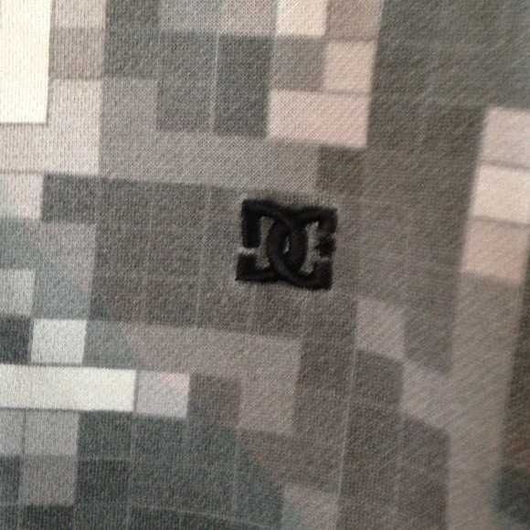 DC grey hoodie! - Picture 2 of 4