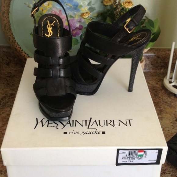 Reduced! NWT YSL Black leather and Eel sandals