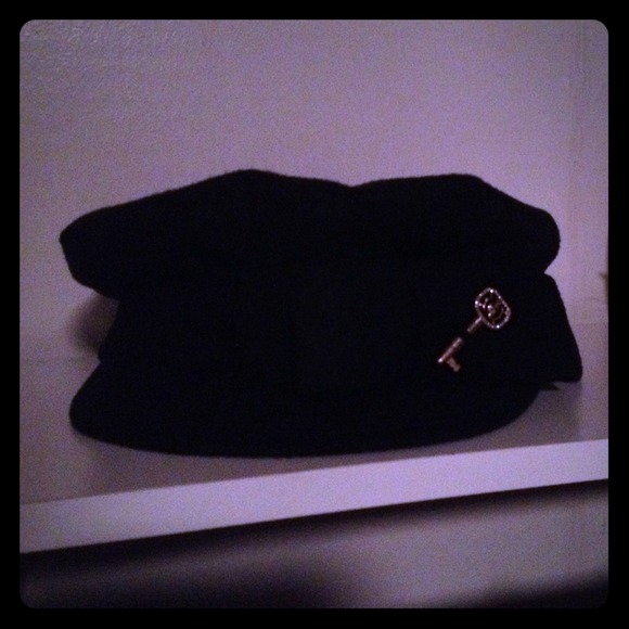 Reduced price! Juicy Couture Wool Hat