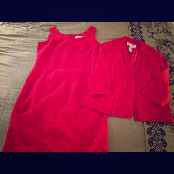 🌹Beautiful 2pc Red Suit🌹