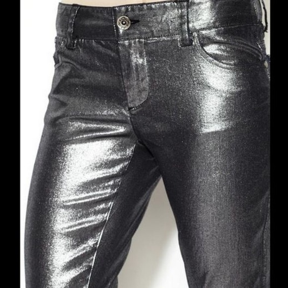 Alice + Olivia Pants - Alice + Olivia Silver Skinnys Alice + Olivia Pants - Alice + Olivia Silver Skinnys