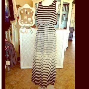 ❌SOLD Black & White striped maxi dress!