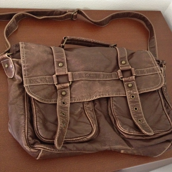 Vintage Satchel Bag 🎀 ON HOLD 🎀