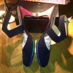 Sergio Rossi Shoes - Vintage Sergio Rossi Navy Peeptoe Sandals Sergio Rossi Shoes - Vintage Sergio Rossi Navy Peeptoe Sandals