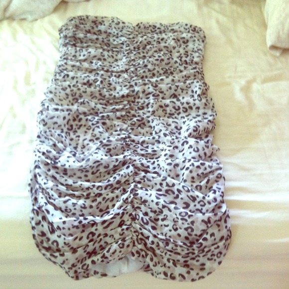 Bar 3 dress strapless