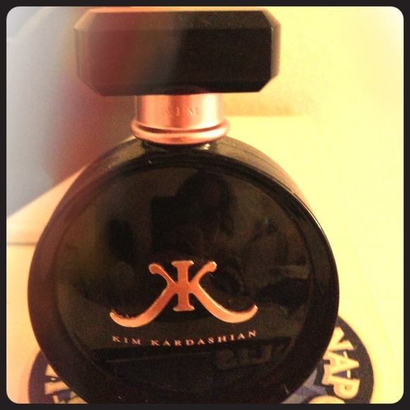 Kim kardashian perfume