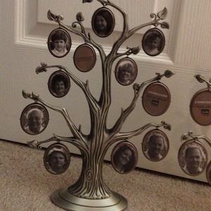 2 family tree photo trees