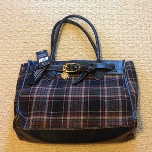 New Tommy Hilfiger Fall Purse!