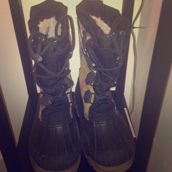 Burberry SnowBoots