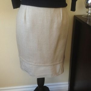 NWOT BCBGMaxAzria wool pencil skirt