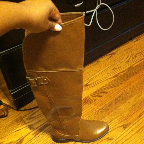 🔴🔴🔴SOLD🔴🔴🔴Cute chic brown boots 💁