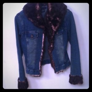 SALE!! ✨Real rabbit fur and stretch denim jacket