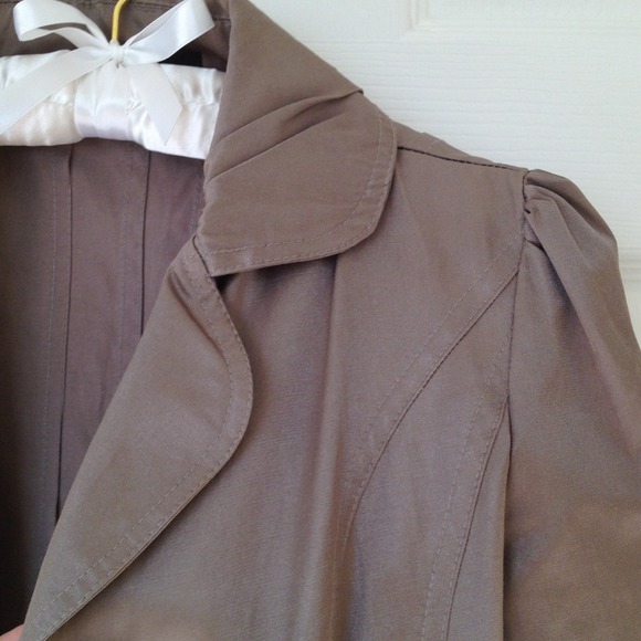 Jacket - Picture 4 of 4