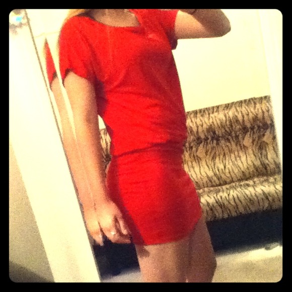 T-shirt pencil skirt dress