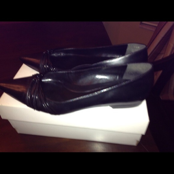 Nine West Point Toe Flats