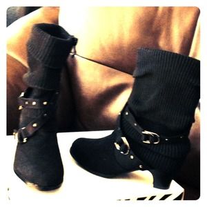 GIRLS SIZE: 12