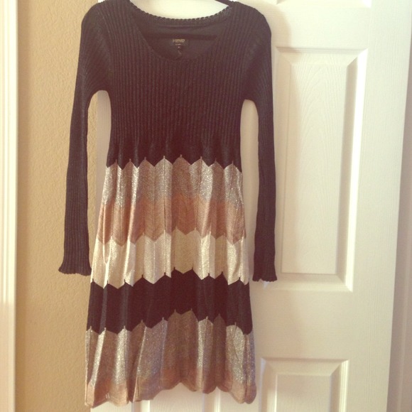 The prettiest cocktail dress you've ever had 😉