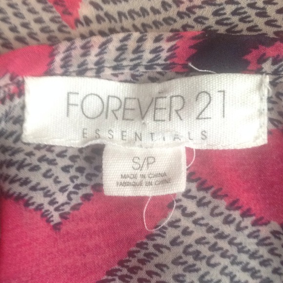 BUNDLED! Pink and black chevron button up - Picture 3 of 3