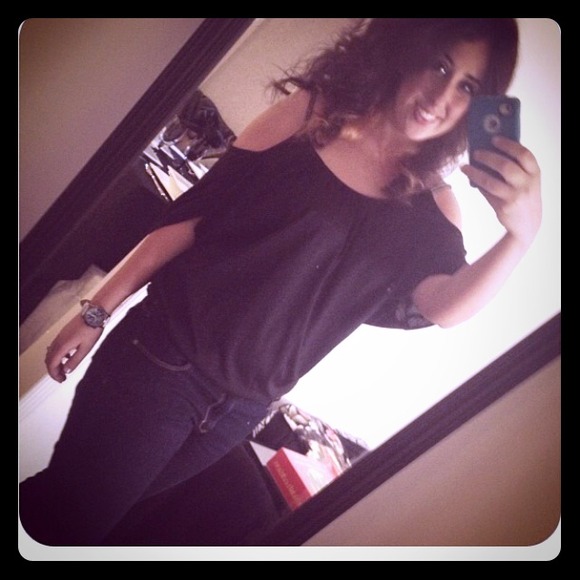 Jessica Simpson shoulder less black top