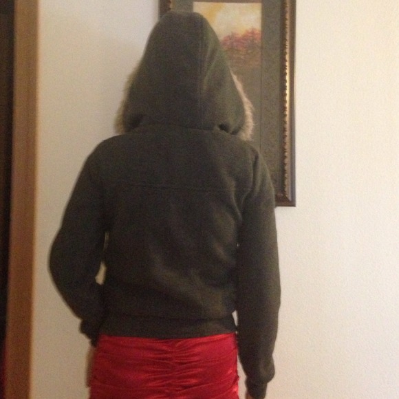 Grey Jacket - Picture 4 of 4