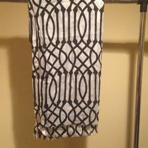 Echo shawl length scarf w metallic thread