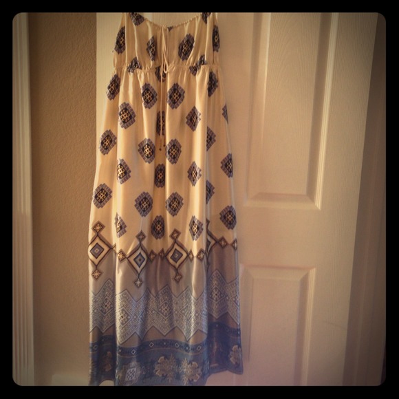 Banana Republic 100% silk baby-doll dress.