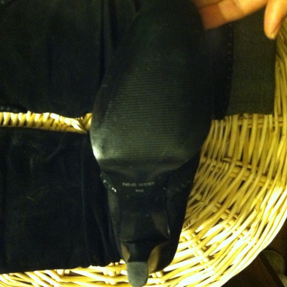 Nine West black suede slouch boot, size 6.5 - Picture 2 of 4