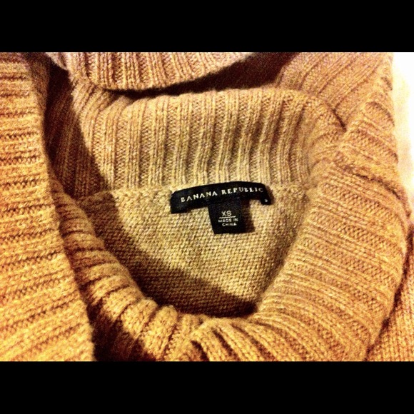 🚫SOLD IN BUNDLE🚫🎉Host Pick🎉Banana Republic - Picture 2 of 2