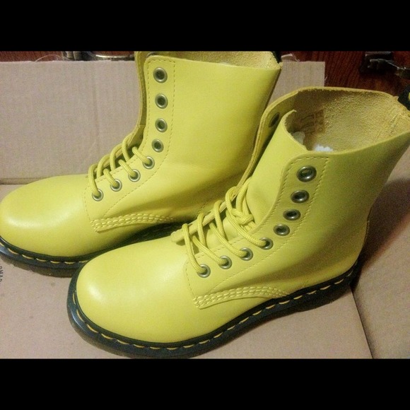 🚫SOLD OUT🚫 My Collection, Dr.Martens Boot 💯Authentic👍