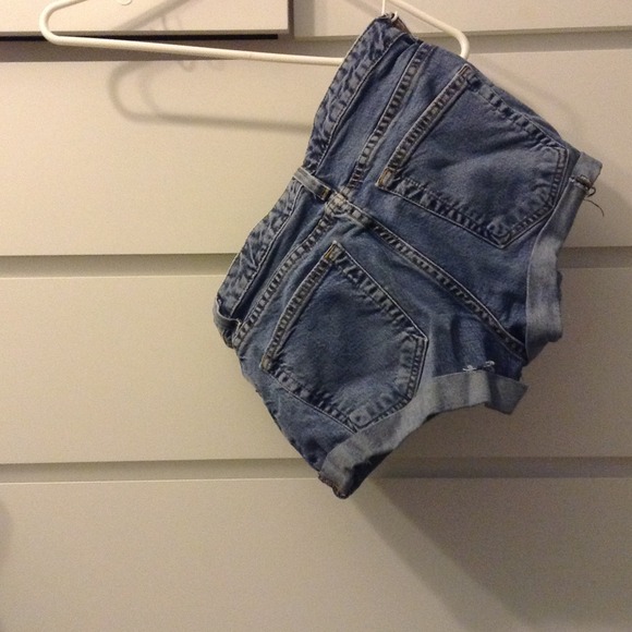 MID-RISE DENIM SHORTS - Picture 2 of 2