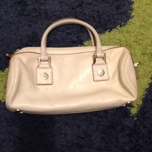 Gorgeous Authentic Cream Michael Kors purse