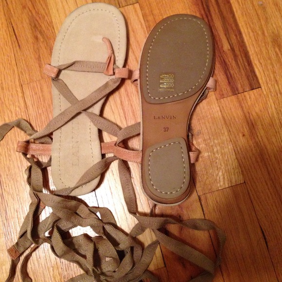 💔SOLD💔Lanvin gladiator sandal - Picture 3 of 3